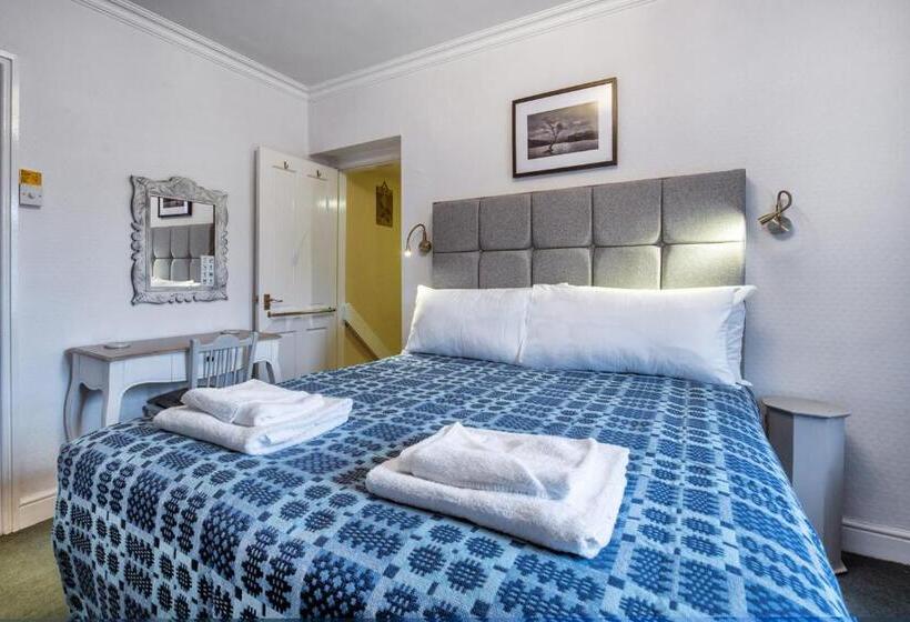 חדר סטנדרט, Garth Dderwen