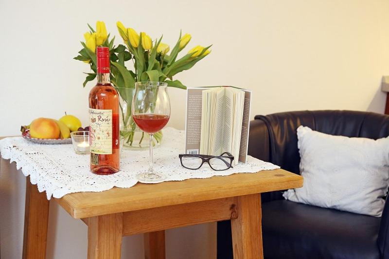 スタンダードスタジオ, Gästehaus Lechner