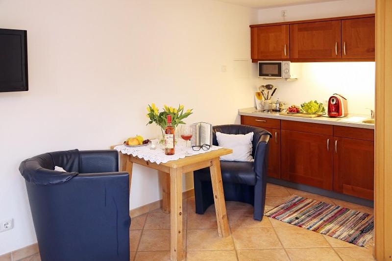 スタンダードスタジオ, Gästehaus Lechner