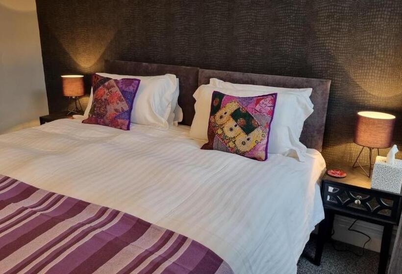 디럭스 룸 킹사이즈 침대, Herdwick Guest House