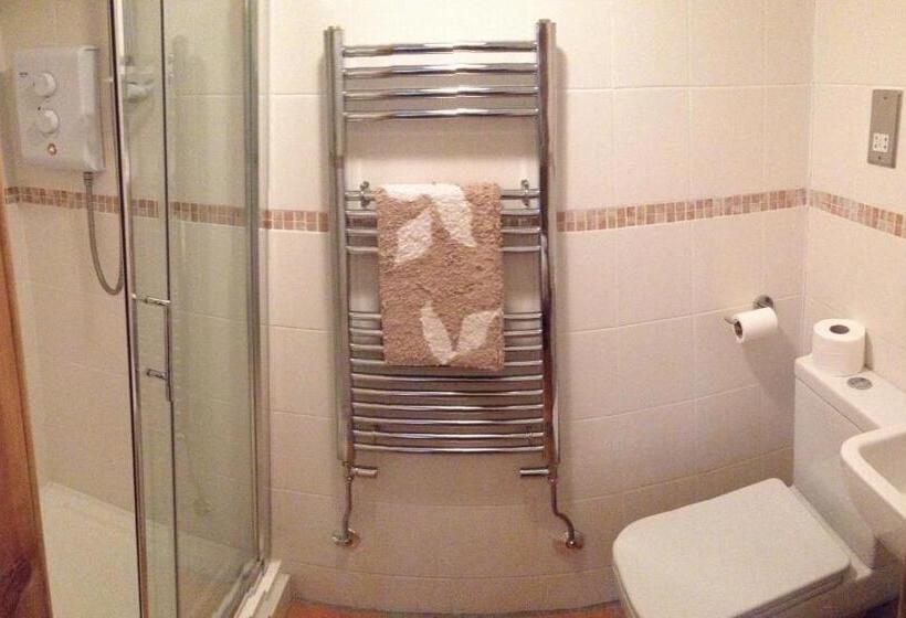 Номер Стандарт, Tanglewood Gatwick Bed & Breakfast