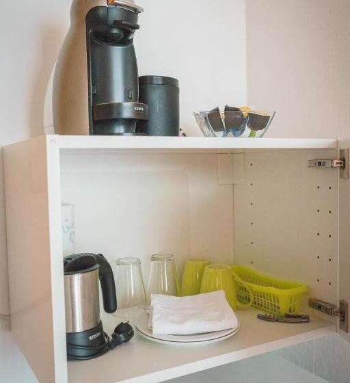 Номер Стандарт Вид на Озеро, Strandpension Mäder