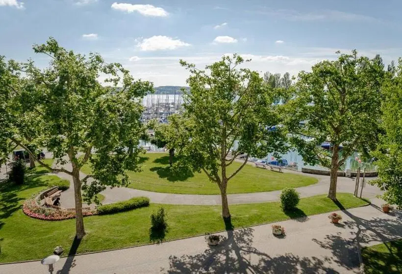 1 Bedroom Apartment Lake View, Strandpension Mäder