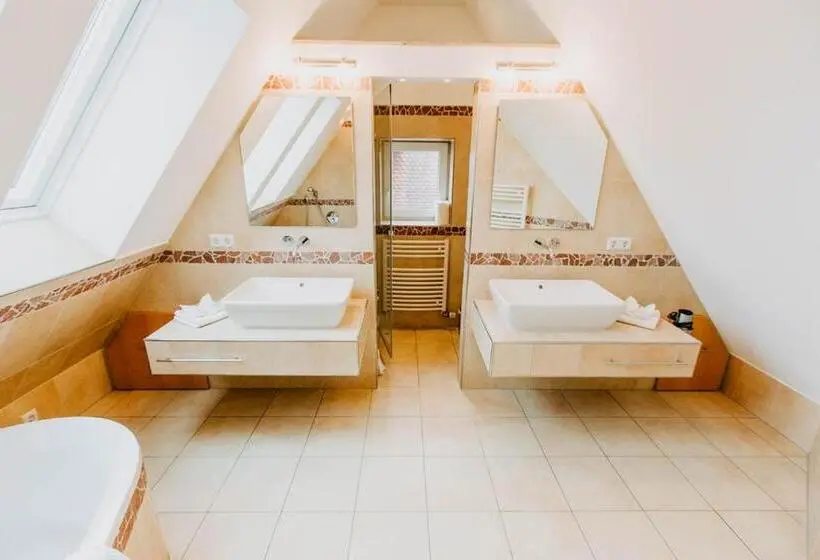 1 Bedroom Apartment Lake View, Strandpension Mäder