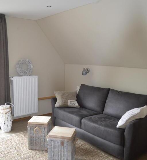 Apartamento 1 Dormitório com Sacada, Lagune No1