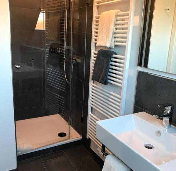 Quarto Estandar, Lagune No1
