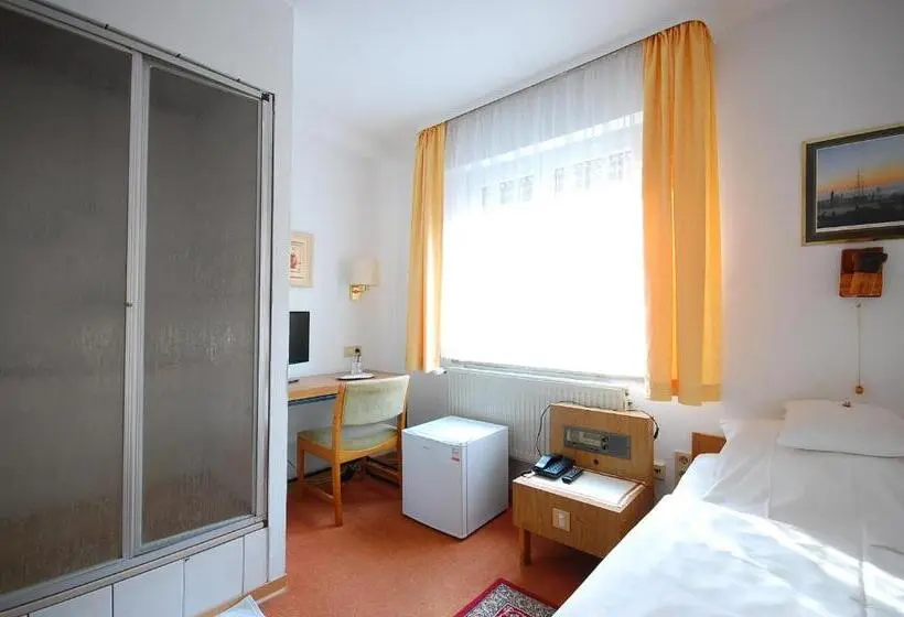 スタンダードシングルルーム, Haus Isenburg