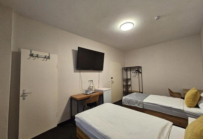 Номер Стандарт, Haus Isenburg