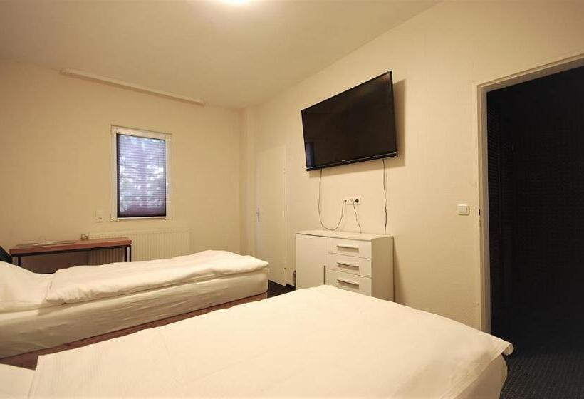 Номер Стандарт, Haus Isenburg