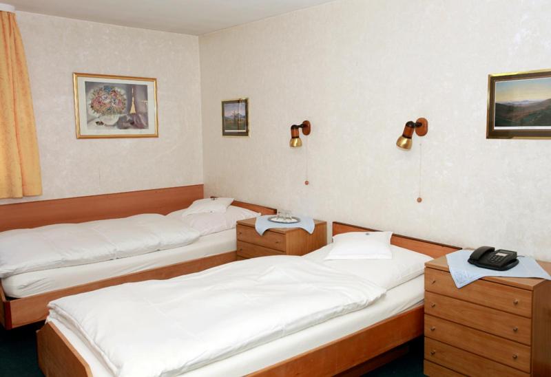 Номер Стандарт, Haus Isenburg