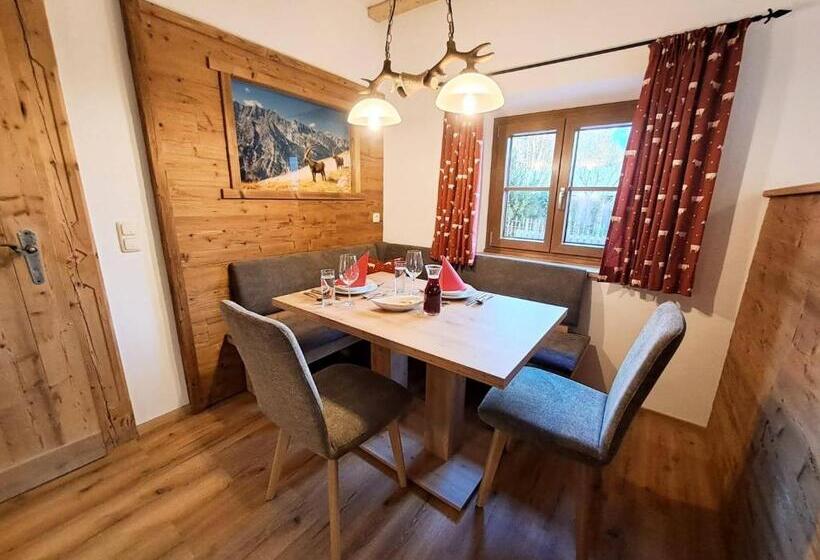 デラックスルーム, Pension Etzerschlossl