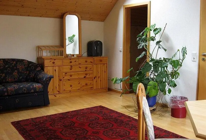 ファミリールーム, Die Sprachpension The Language Guesthouse