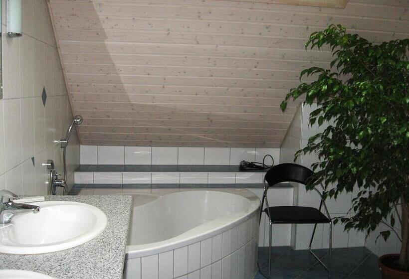 Quarto Familiar, Die Sprachpension The Language Guesthouse