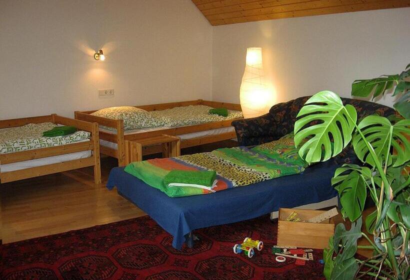 패밀리 룸, Die Sprachpension   The Language Guesthouse