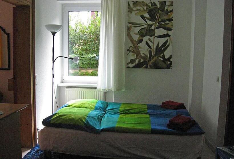 דירת חדר, Die Sprachpension   The Language Guesthouse