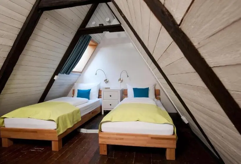 آپارتمان 1 خوابه, 1463 Apartmenthaus