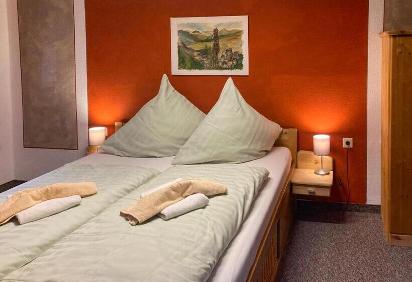 Номер Стандарт, Pension Schrammsteinbaude