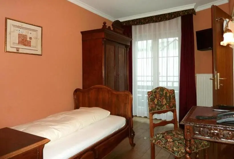 スタンダードシングルルーム, Historisches Genusshotel Löwen