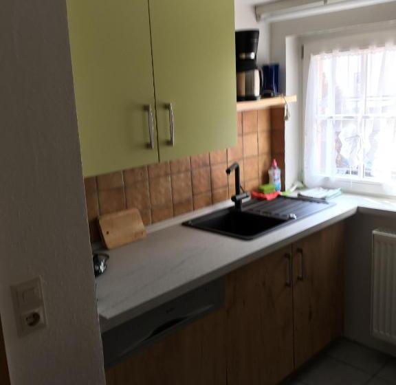 اتاق استاندارد با سرویس بهداشتی مشترک, Gästehaus Windheim