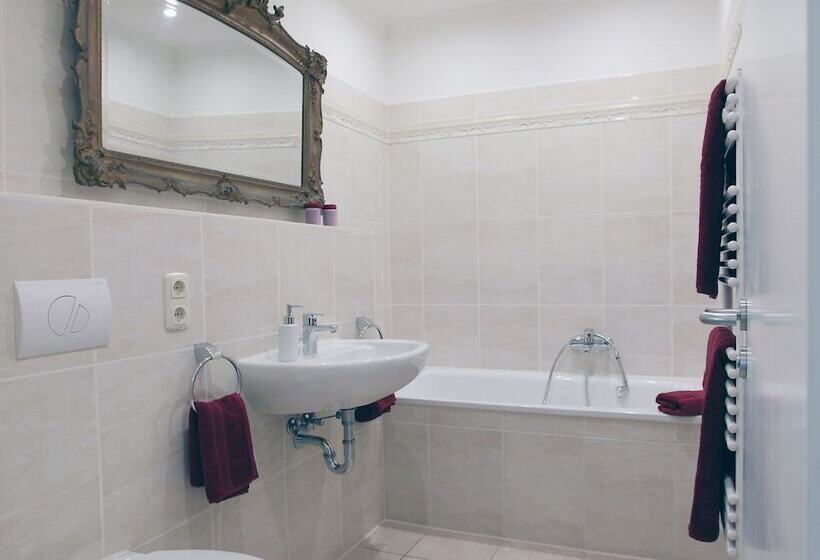 Люкс, Hofgärtnerei