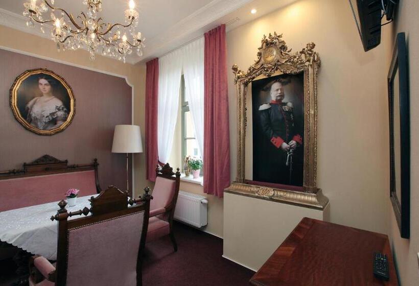 Люкс, Hofgärtnerei