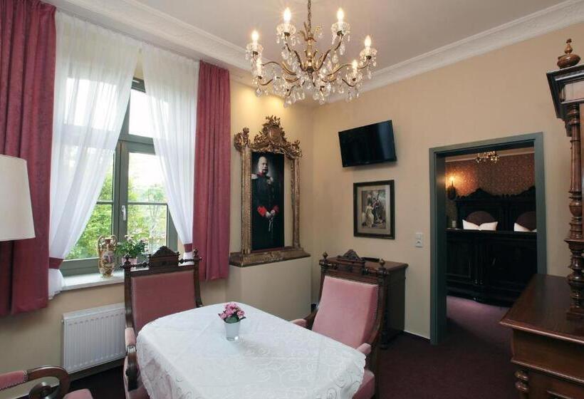 Люкс, Hofgärtnerei