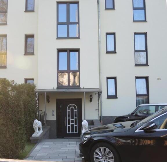 Huoneisto 1 Makuuhuone, Merkel Villa Apartamente