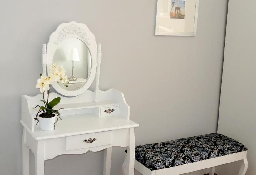 Huoneisto 1 Makuuhuone, Merkel Villa Apartamente