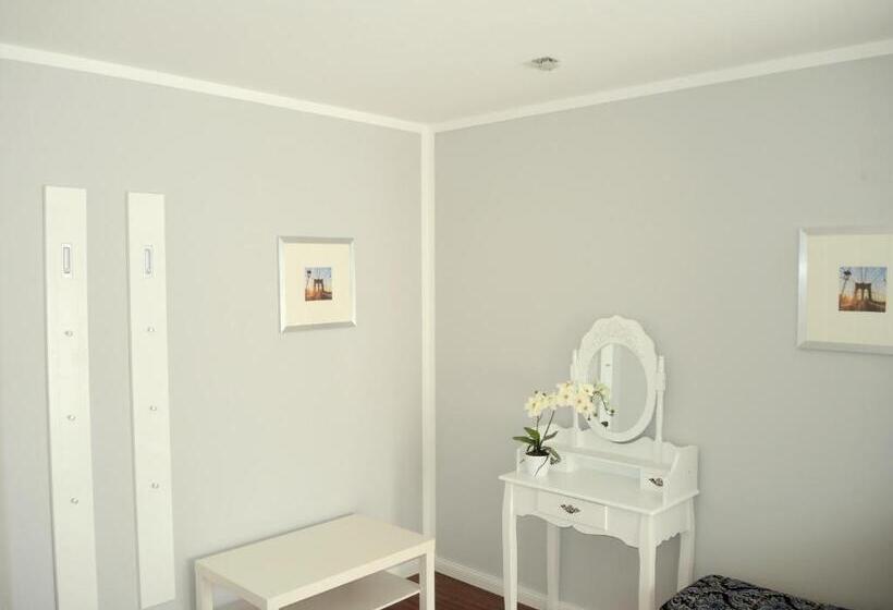 Huoneisto 1 Makuuhuone, Merkel Villa Apartamente