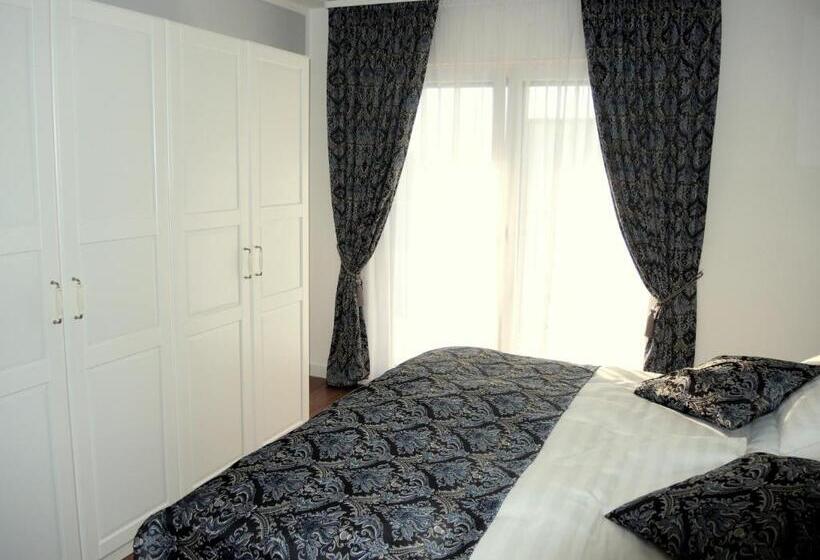 Huoneisto 1 Makuuhuone, Merkel Villa Apartamente