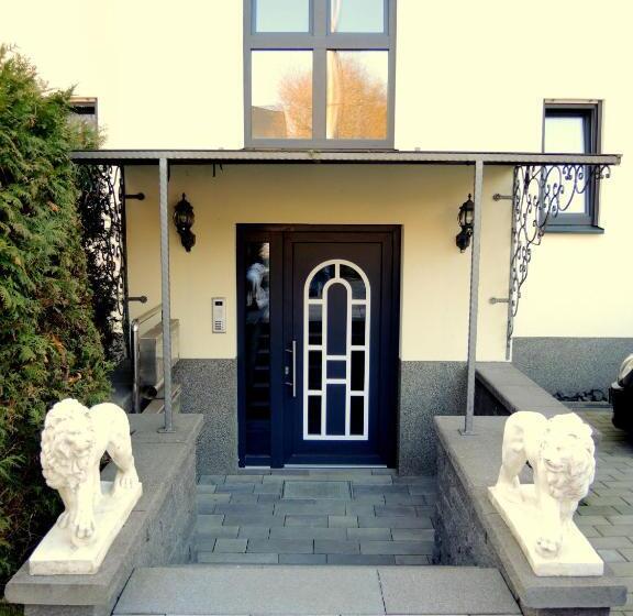 Huoneisto 1 Makuuhuone, Merkel Villa Apartamente