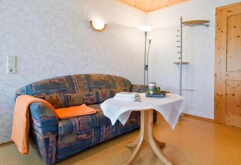 Huoneisto 1 Makuuhuone, Gästehaus Herrmann