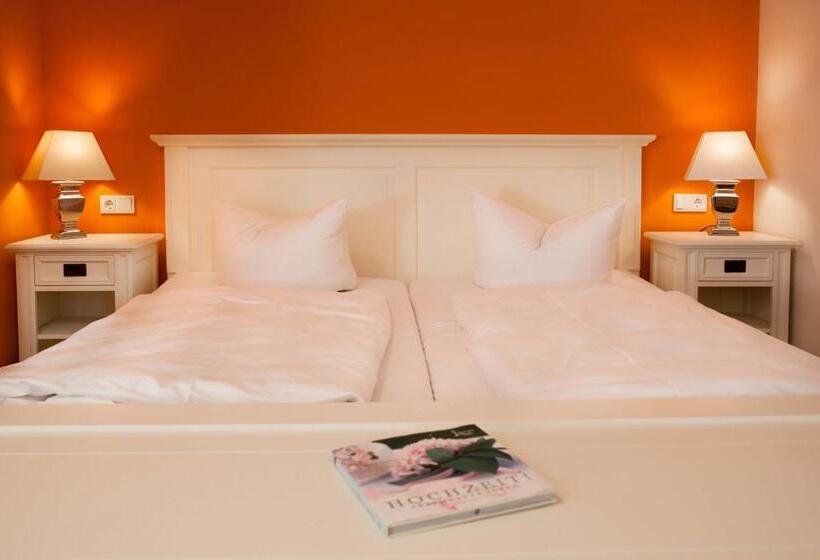 Номер Стандарт, Pension Am Werbellinkanal