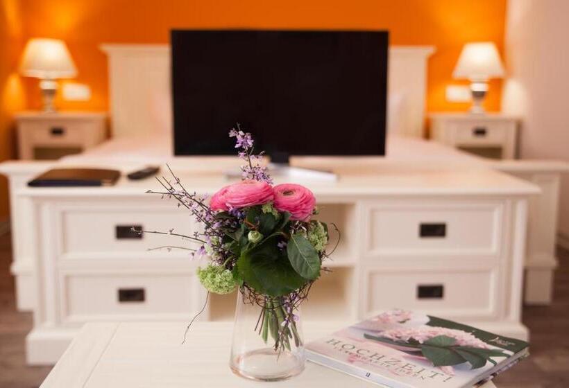 Номер Стандарт, Pension Am Werbellinkanal