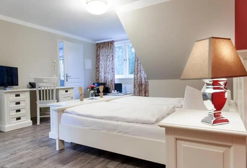 اتاق لوکس, Pension Am Werbellinkanal