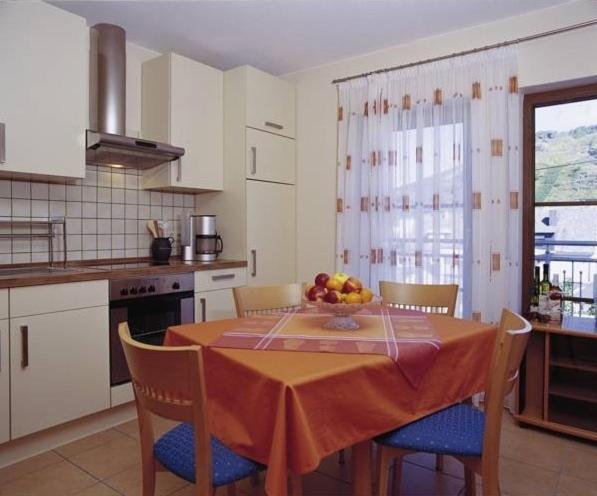 침실 2개 아파트, Pension Basten