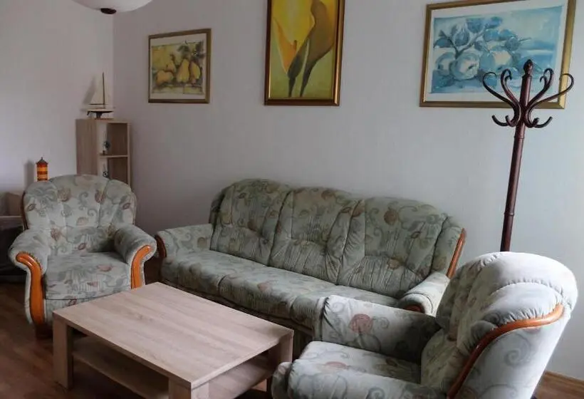 ファミリールーム, Pension Domke