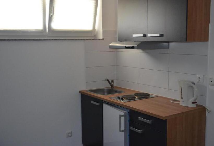 חדר סטנדרט יחיד, Zwei Raben Pension