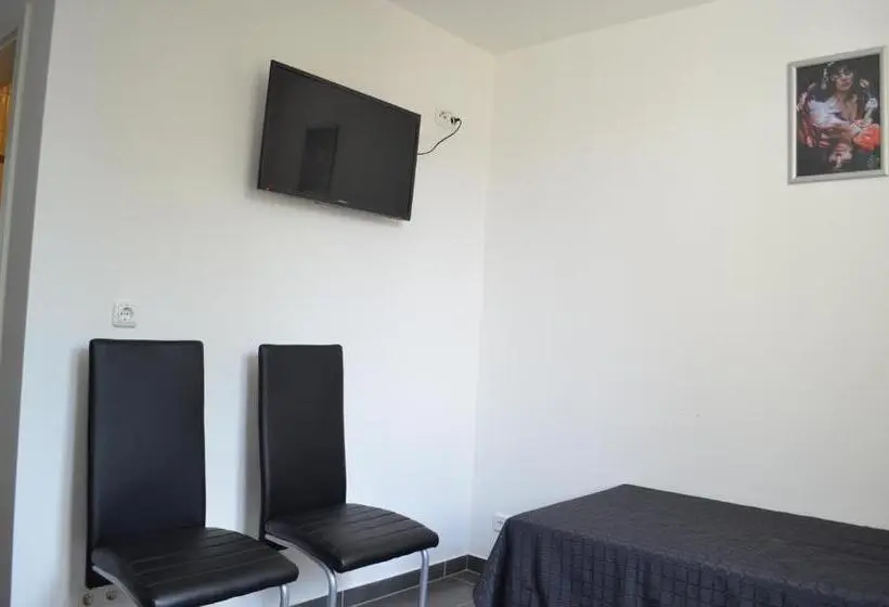 اتاق استاندارد, Zwei Raben Pension