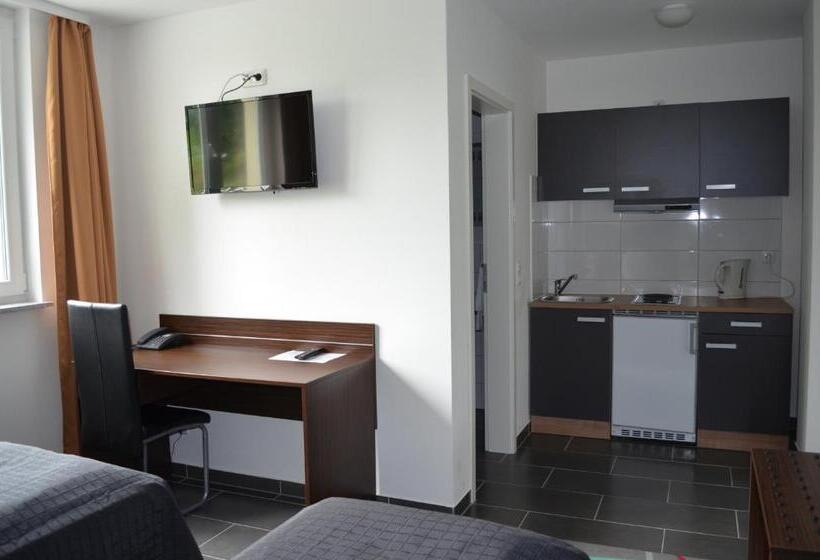 חדר קומפורט, Zwei Raben Pension