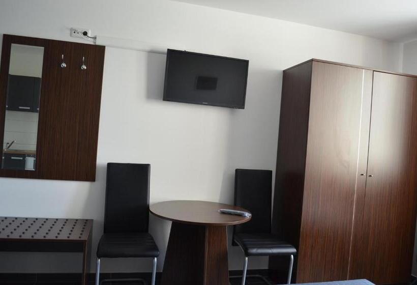 חדר דלוקס, Zwei Raben Pension