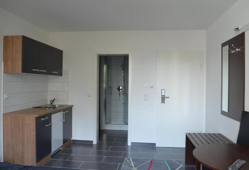 חדר דלוקס, Zwei Raben Pension