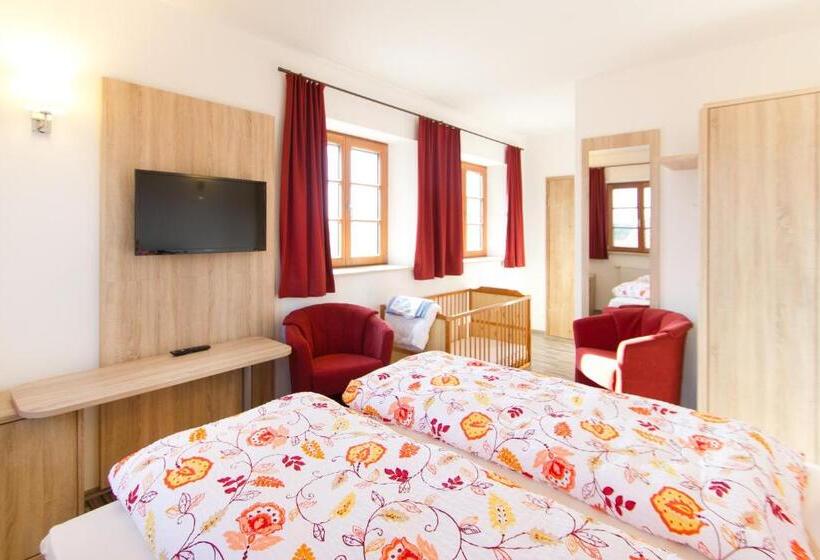 Номер Стандарт, Gasthaus Paulus