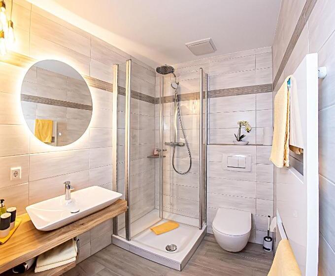 Номер Deluxe, Gasthof Schneiderwirt, Kipfenberg Ot Hirnstetten