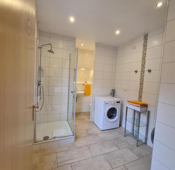 스탠다드 스튜디오, Apparthaus Pfeifer