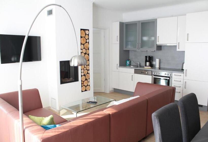 Апартаменты 2 Спальни Боковой Вид на Море, Ostseedomizil La Mer