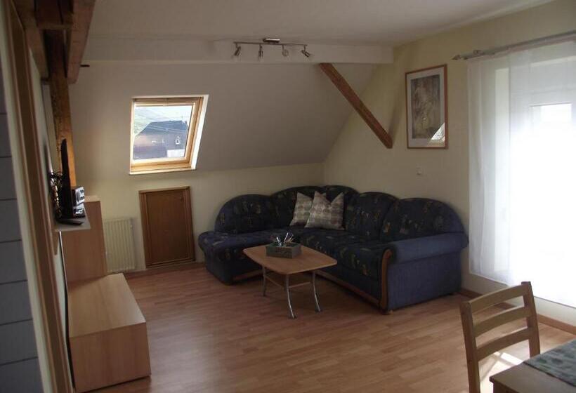 套房, Ferienhaus Schneiders