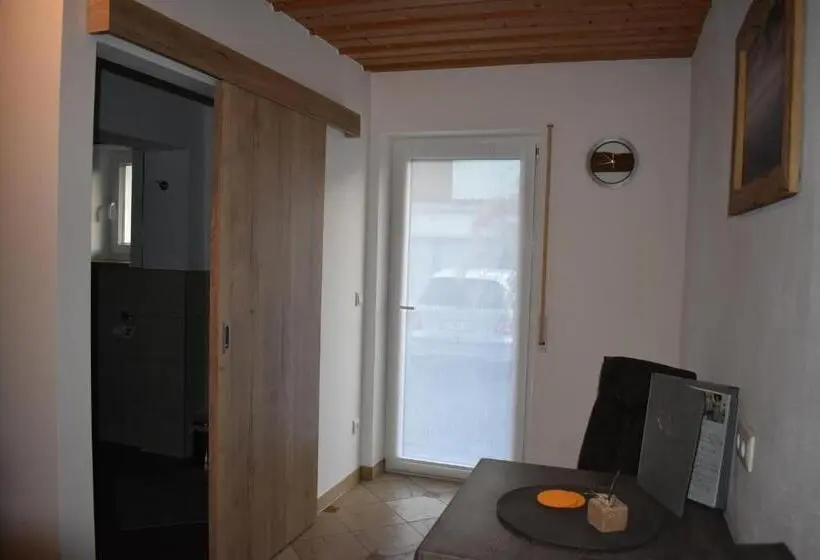 テラス付きスタンダードルーム, Gästehaus Lehr