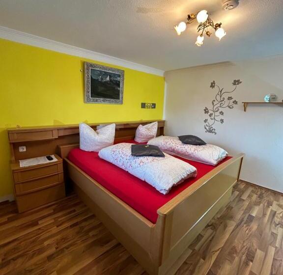 Апартаменты 1 Спальня, Pension Alpenstern