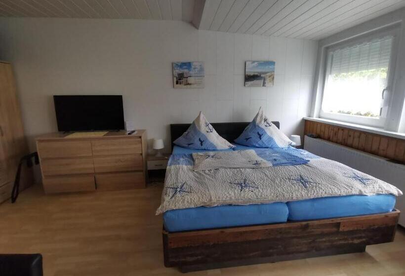 استودیوی استاندارد, Pension Haus Erika